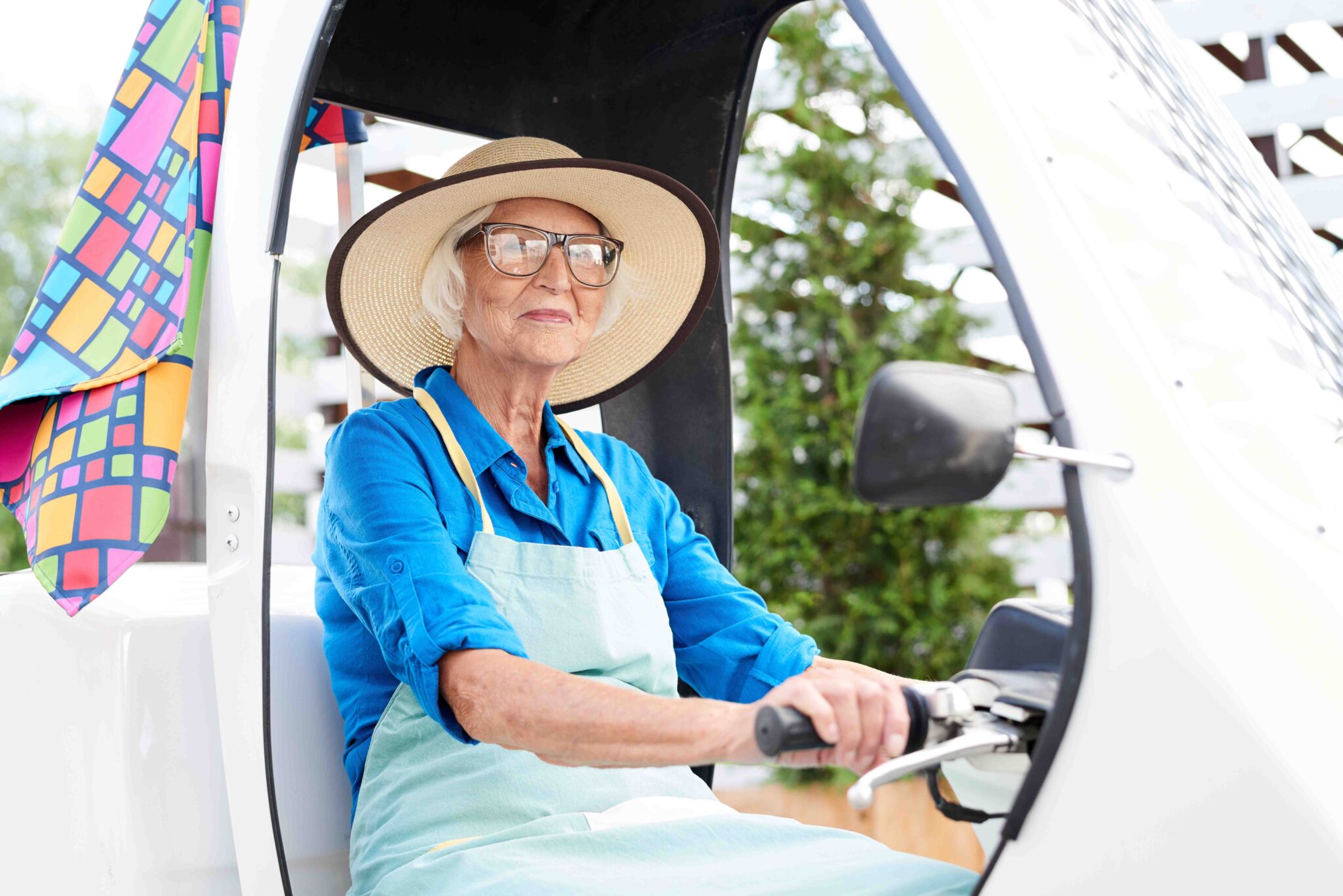 Daily Living Aids: Top 10 Essential Tools for Comfort